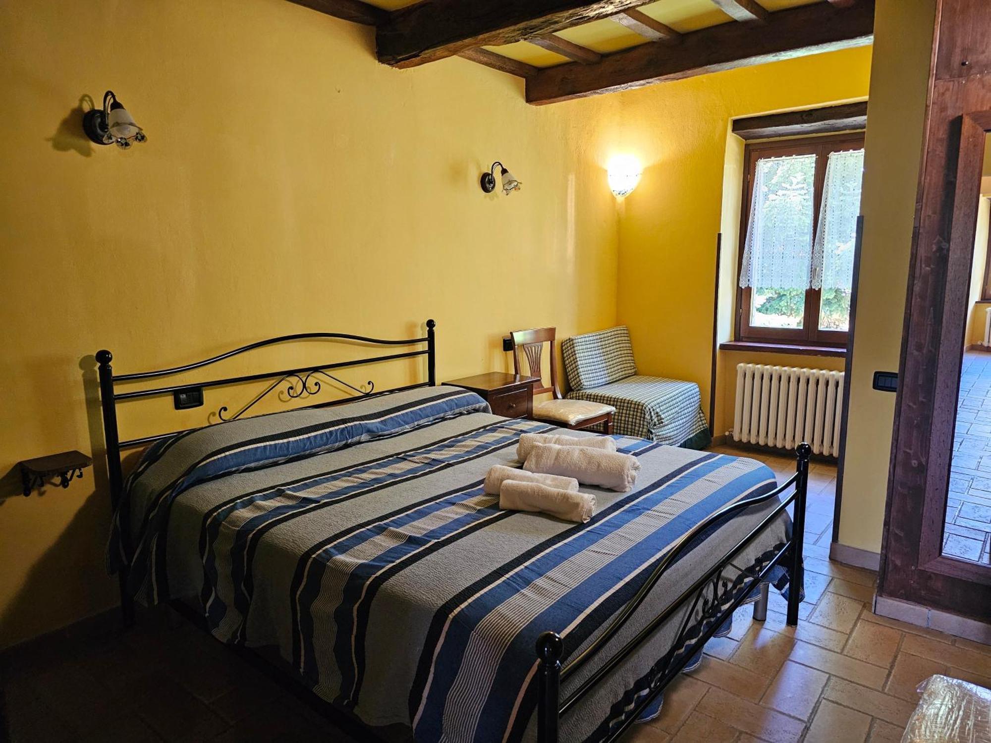 Agriturismo Ca Serrantonio - Ferri Appartamento Rossini Урбания Экстерьер фото